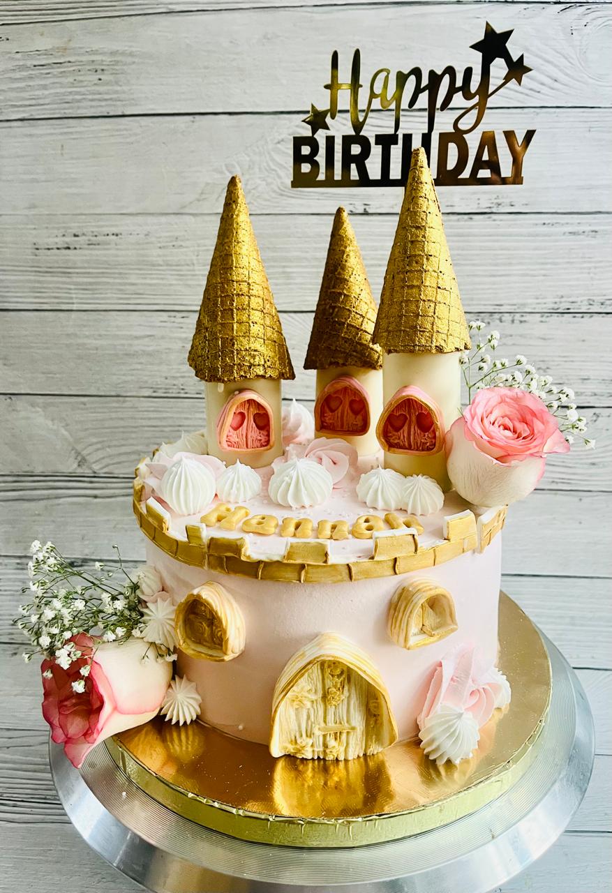 Custom Cake 31